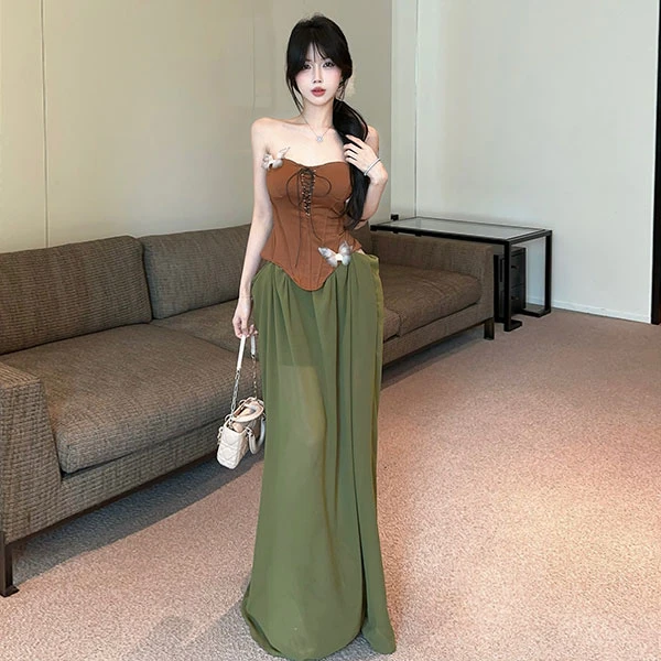 美拉德2025时尚夏季款辣妹性感束腰抹胸连衣裙设计感镂空显瘦长裙