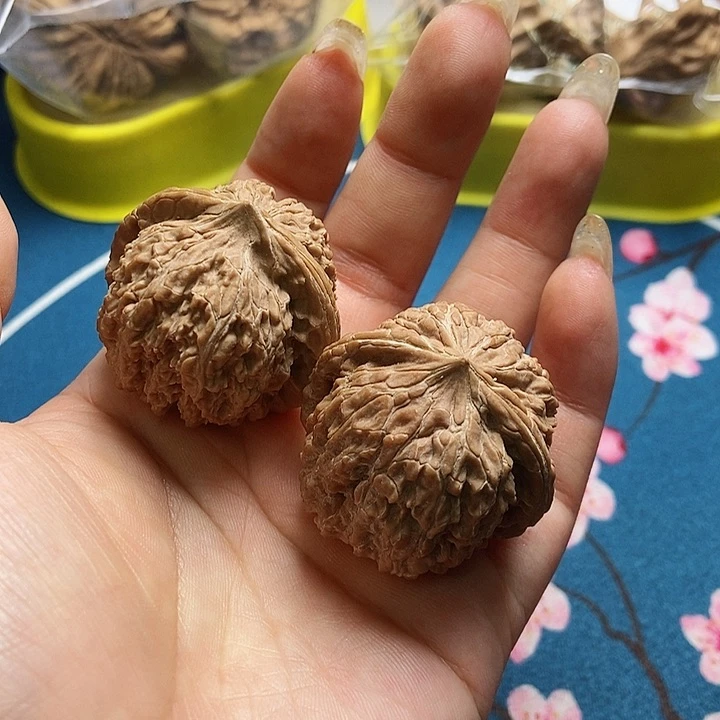 桃核吊坠文玩137