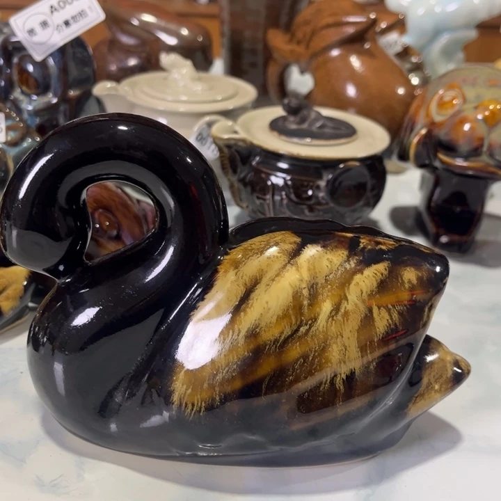 瓷片天鹅么么么么