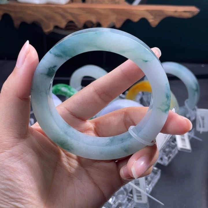 定制翡翠翡翠手镯未镶嵌