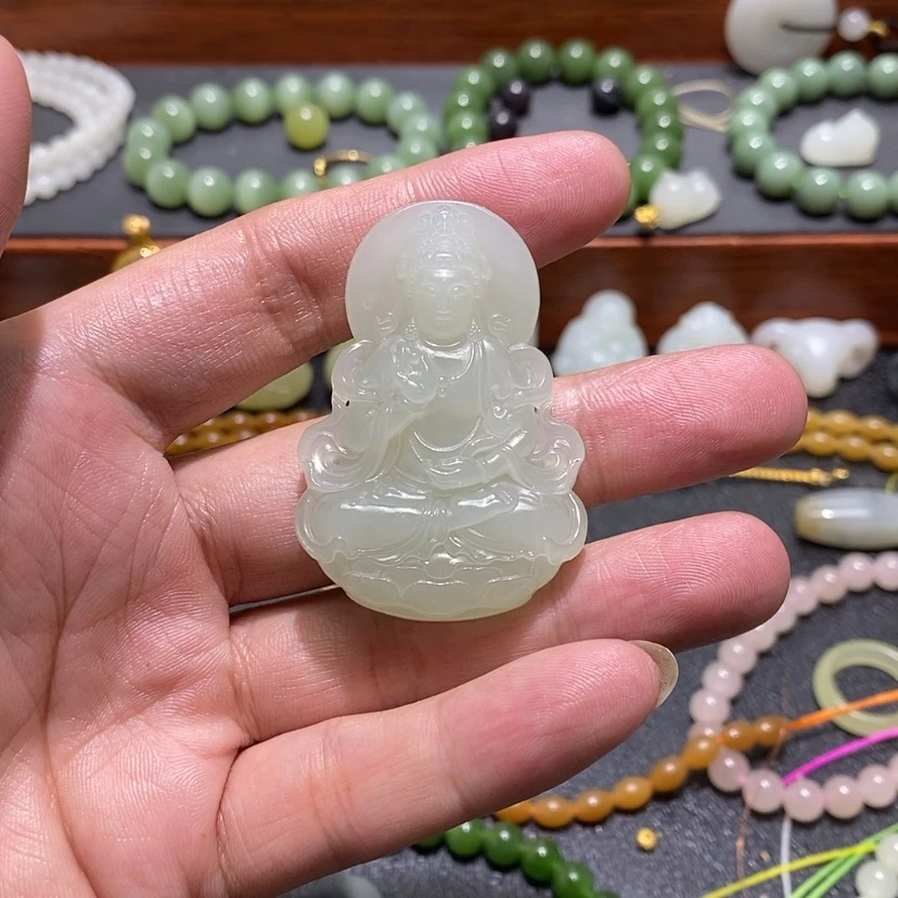 【闪购商品】吊坠(不含链)未镶嵌和田玉