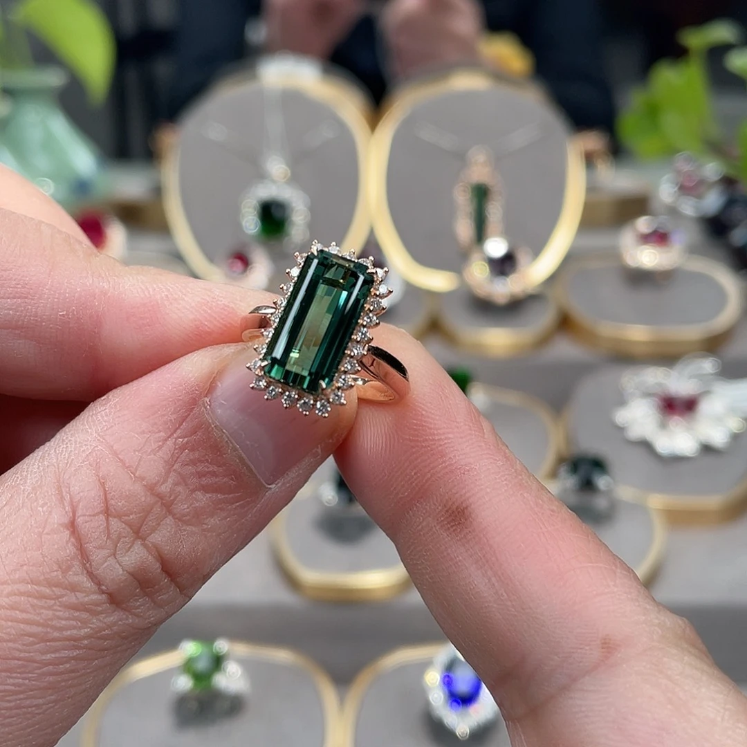 碧玺戒指18K金镶嵌5.73ct