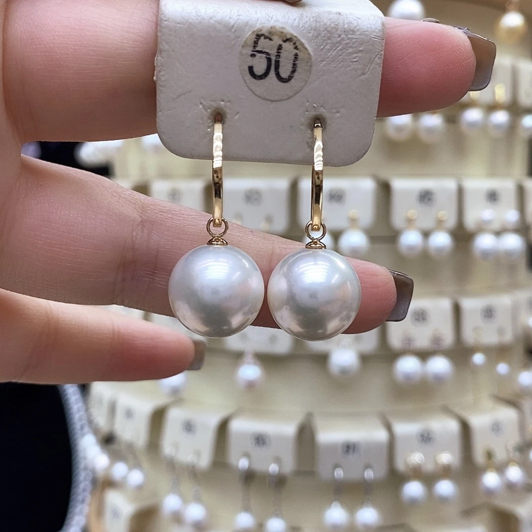 18K金镶嵌淡水珍珠耳饰