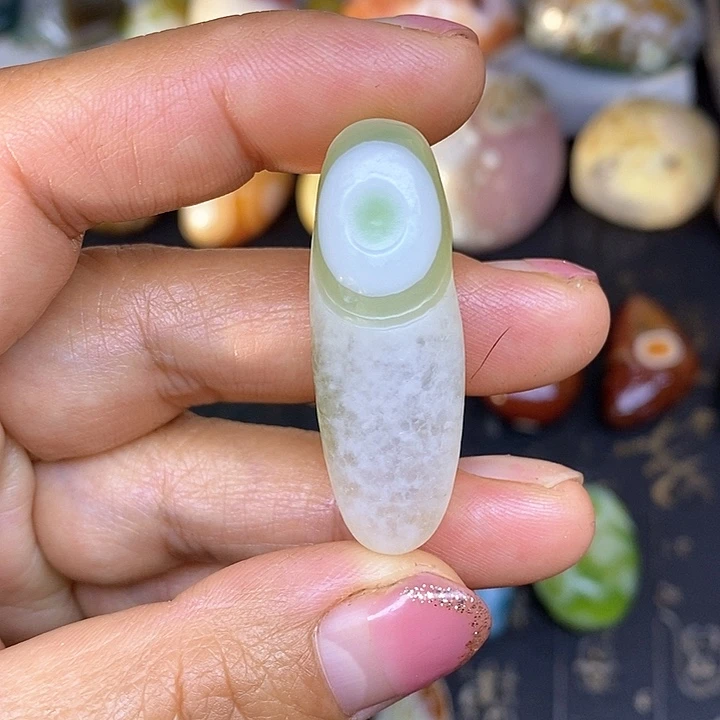 单眼水晶桶珠饰品