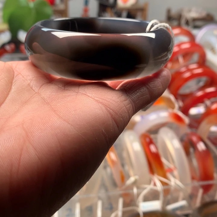 玛瑙/玉髓未镶嵌手镯