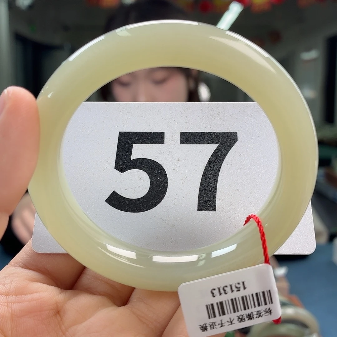 和田玉未镶嵌手镯纹