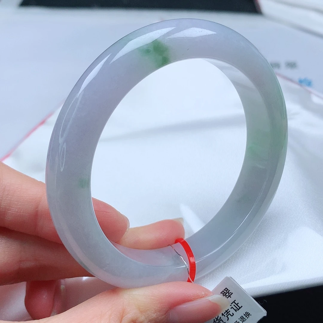 翡翠手镯未镶嵌58圈