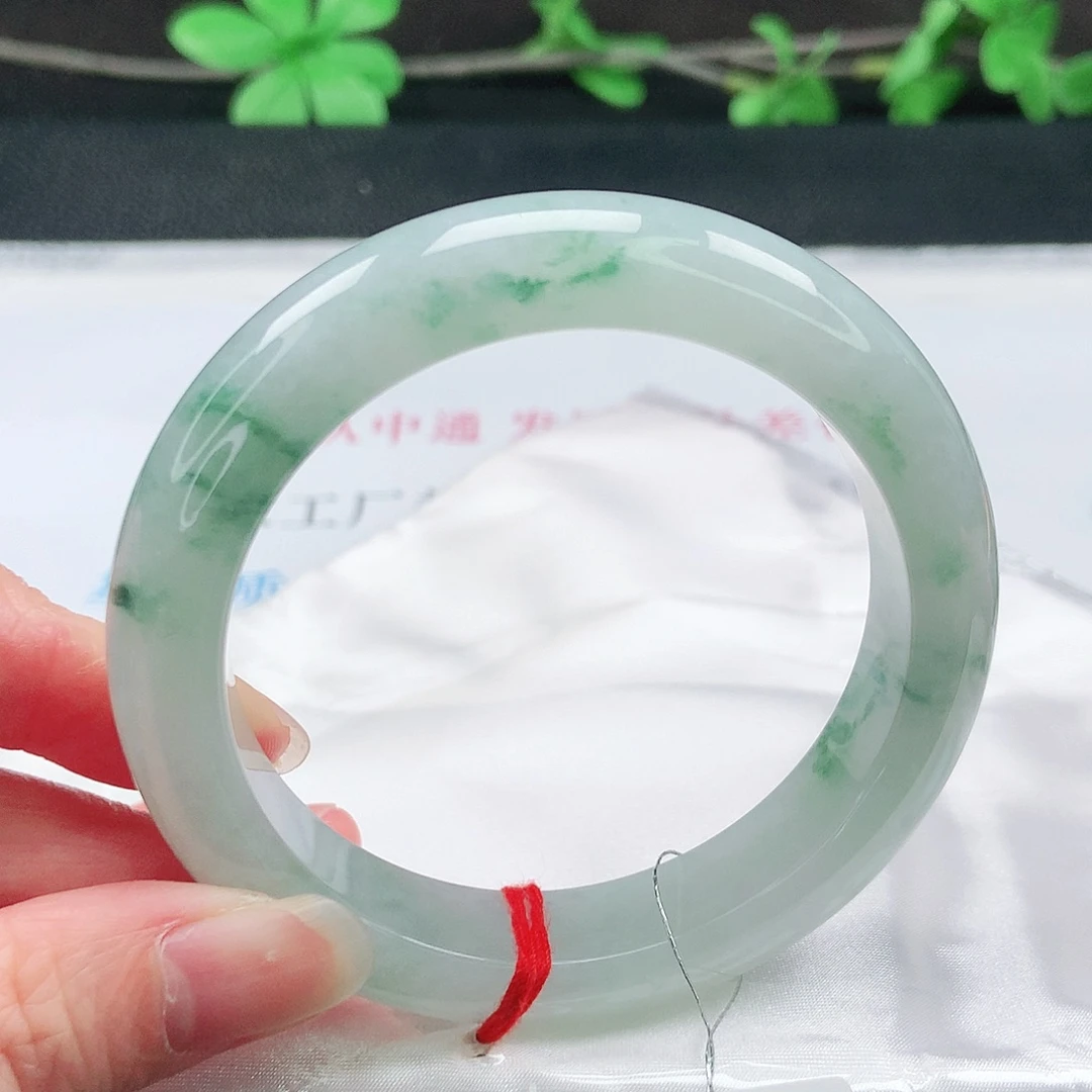 翡翠未镶嵌手镯55.5圈