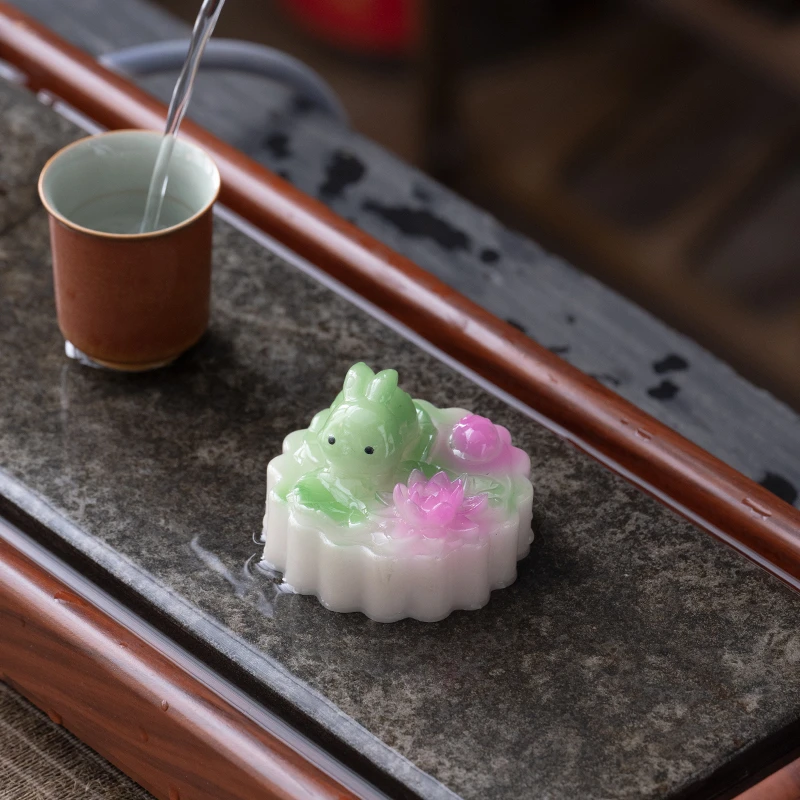 创意中秋礼品玉兔月饼可养茶宠摆件茶台茶玩茶具茶盘盖置茶道茶室