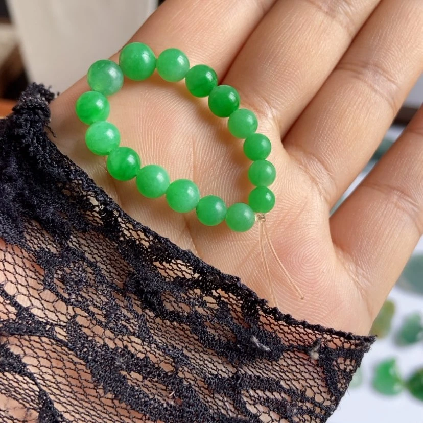 【闪购商品】未镶嵌定制翡翠郭**绿珠串