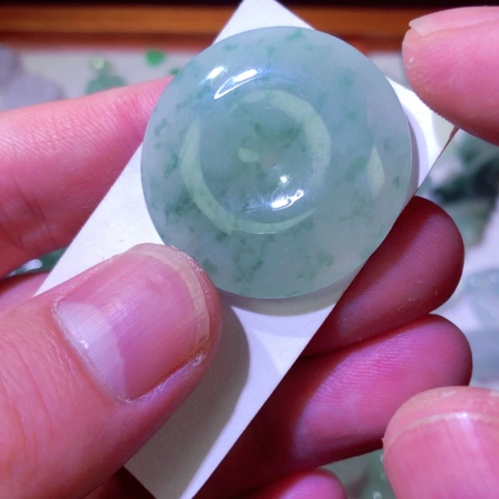 定制翡翠未镶嵌天然a货翡翠