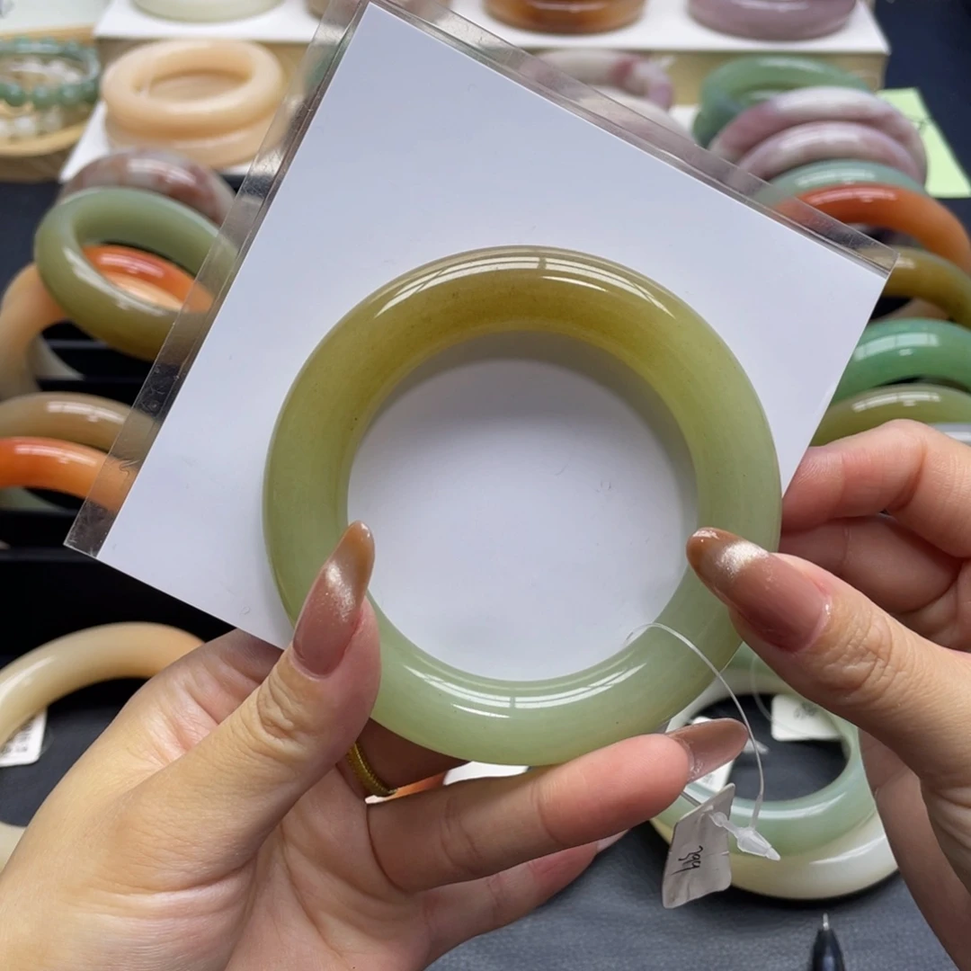 未镶嵌手镯石英质玉贝***8