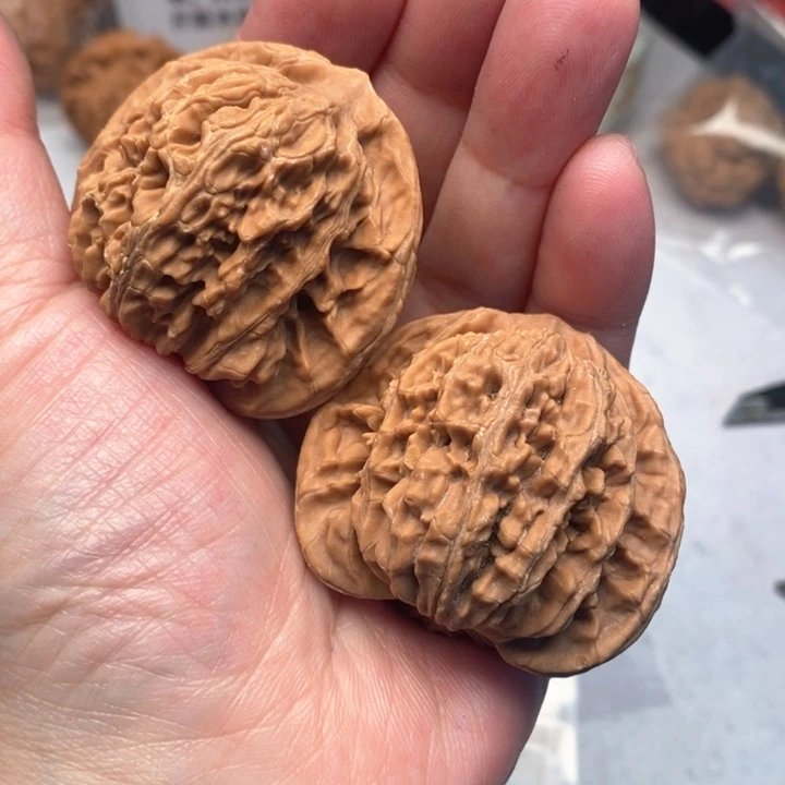 吊坠文玩核桃适*黄楼子