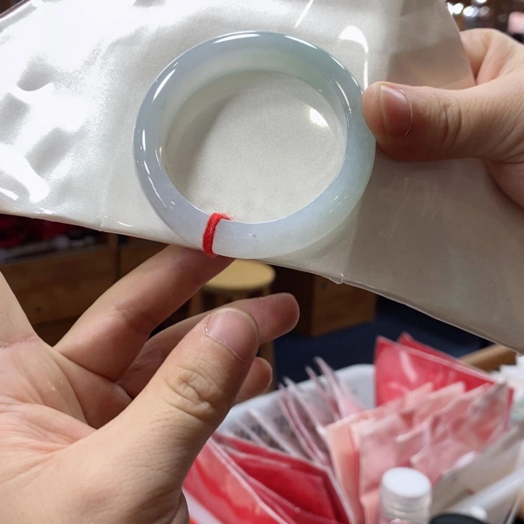 未镶嵌手镯翡翠翡翠