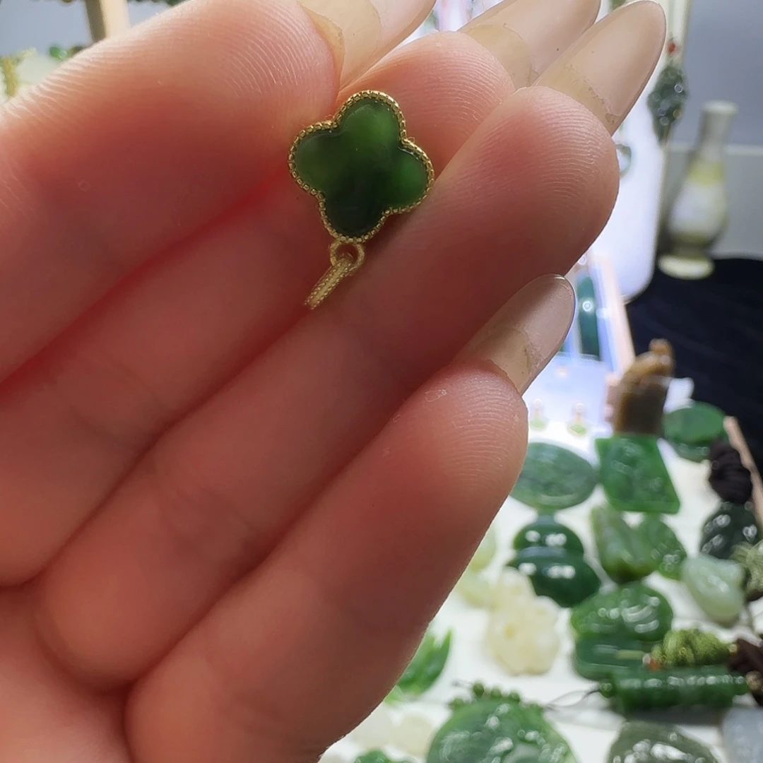 和田玉未镶嵌珠宝半成品