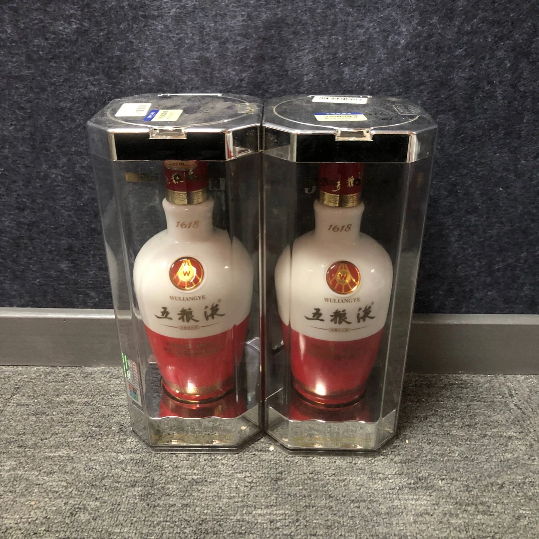 2010年1618五粮液52度*2瓶-M25AS008B29-04