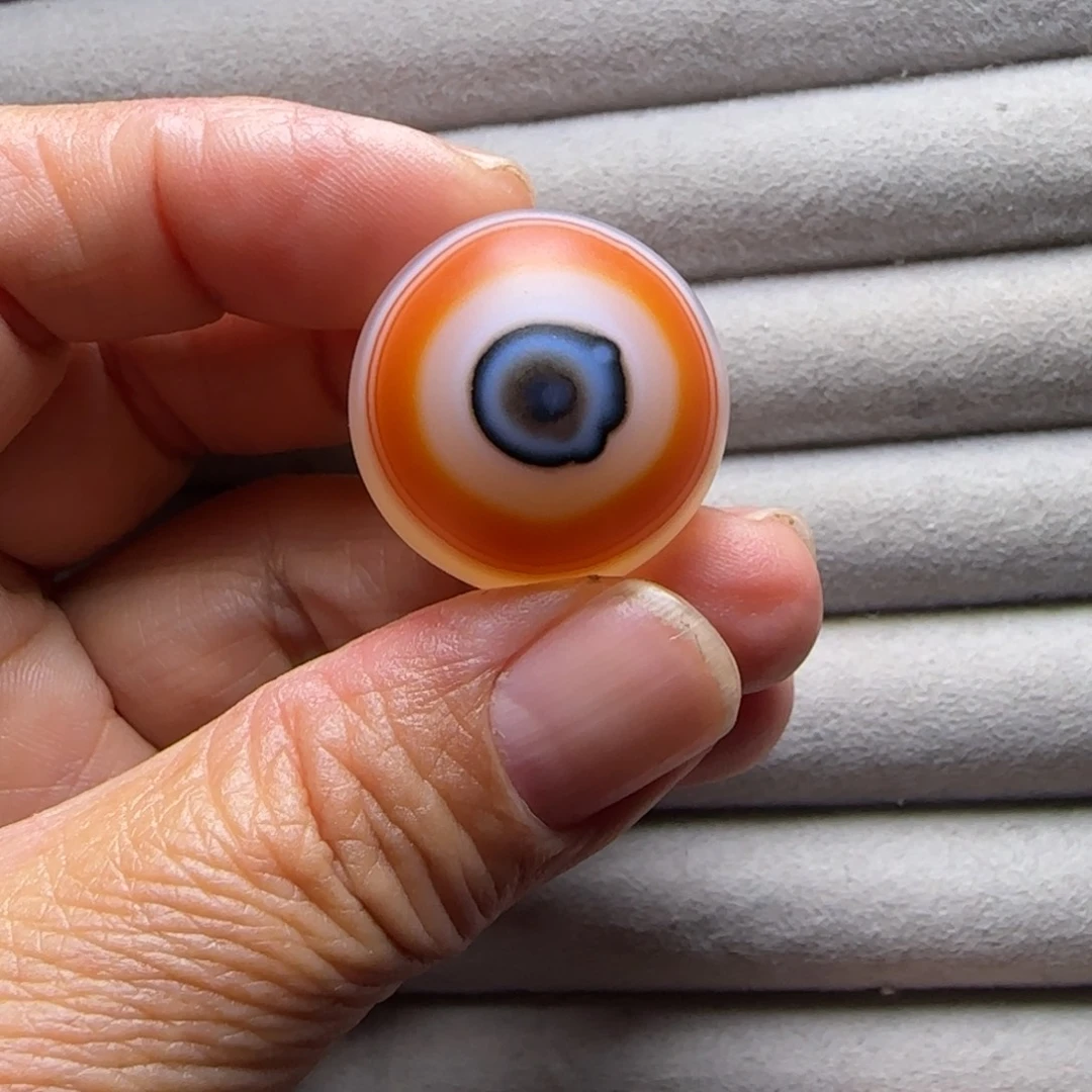 玛瑙/玉髓颈饰未镶嵌珍**米