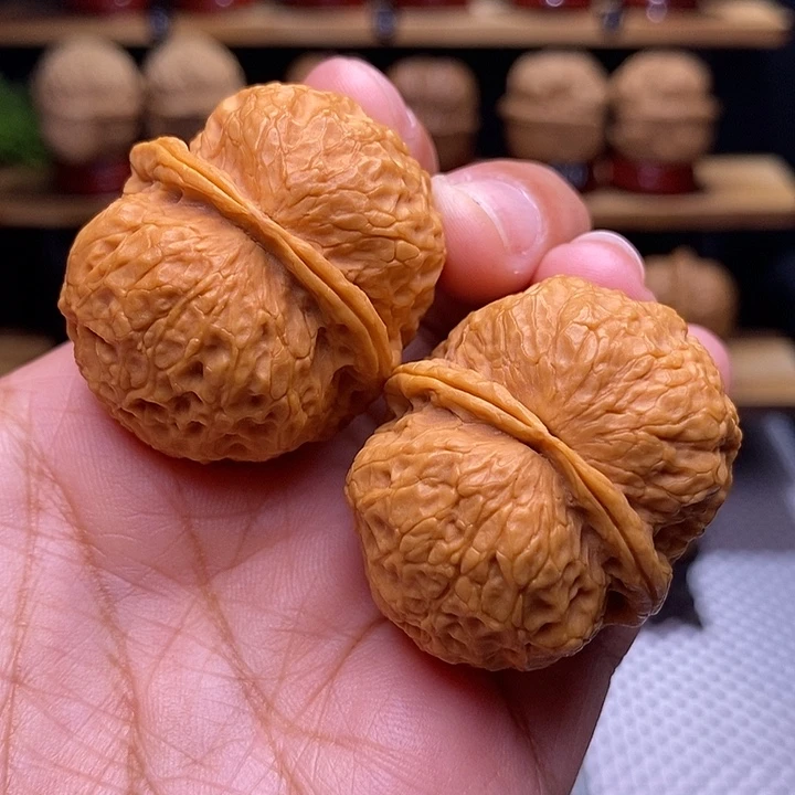 文玩核桃吊坠仙人翁元宝21