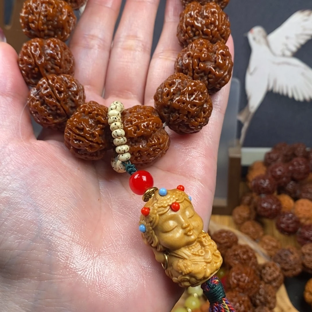 金刚菩提吊坠235度母。