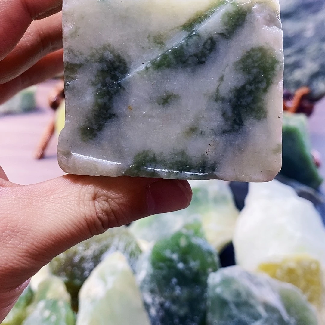 蛇纹石玉未镶嵌岫玉原石蛇纹石玉