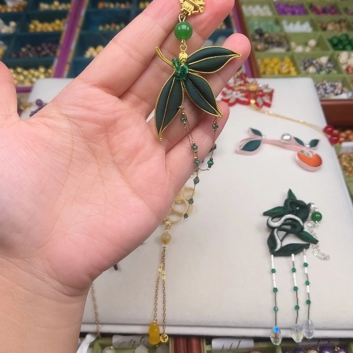 珐琅非遗传承手工圆珠扣