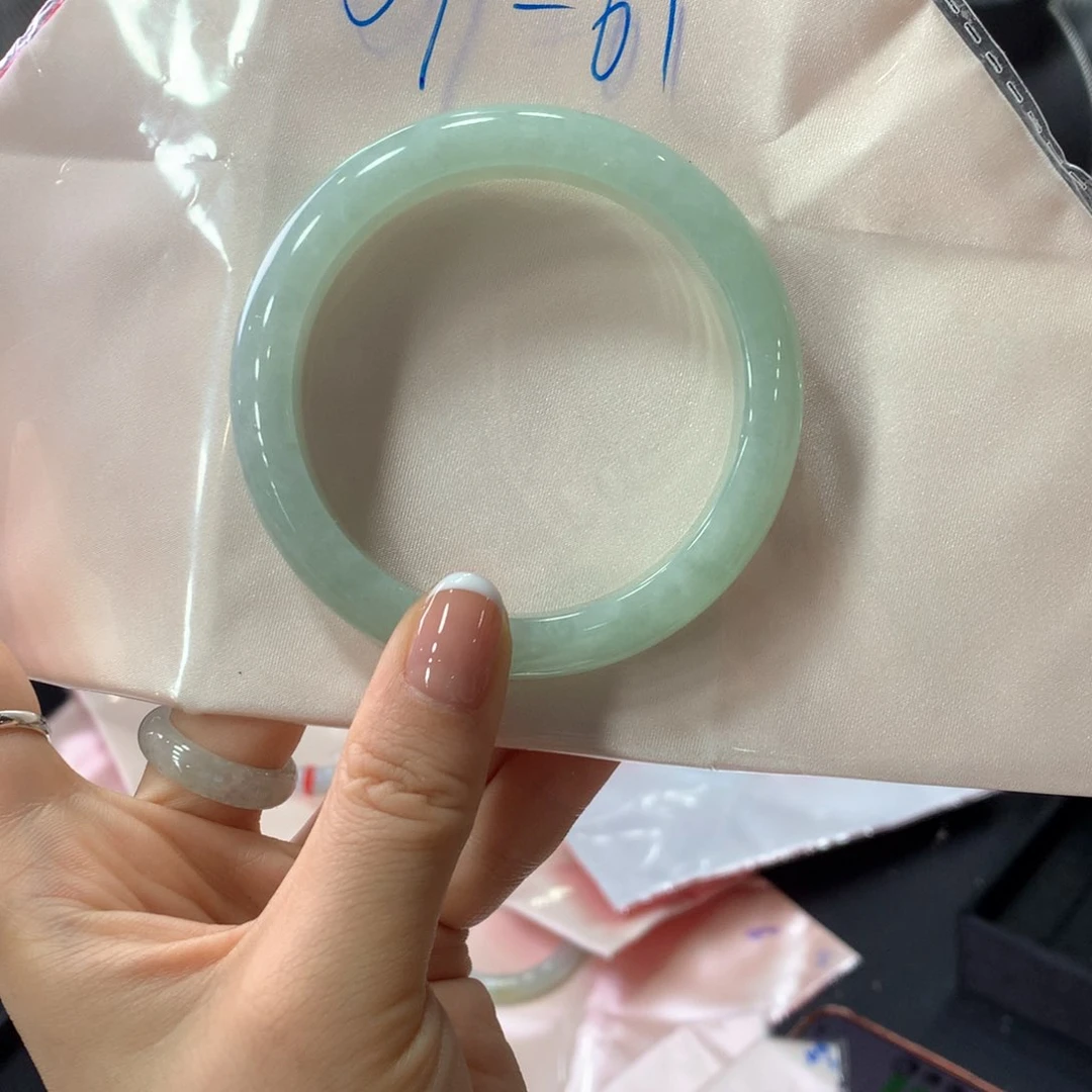 未镶嵌手镯翡翠娟**）买断