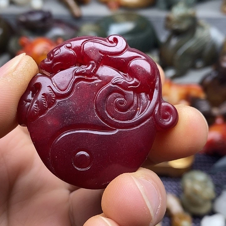 未镶嵌蛇纹石玉颈饰