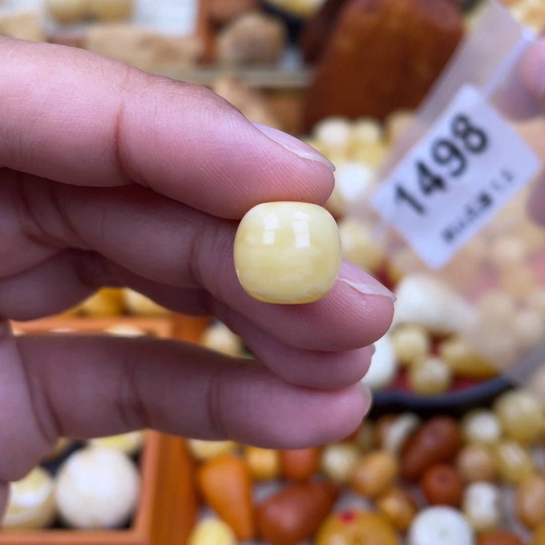 未镶嵌蜜蜡珠宝奇石13浓蜡