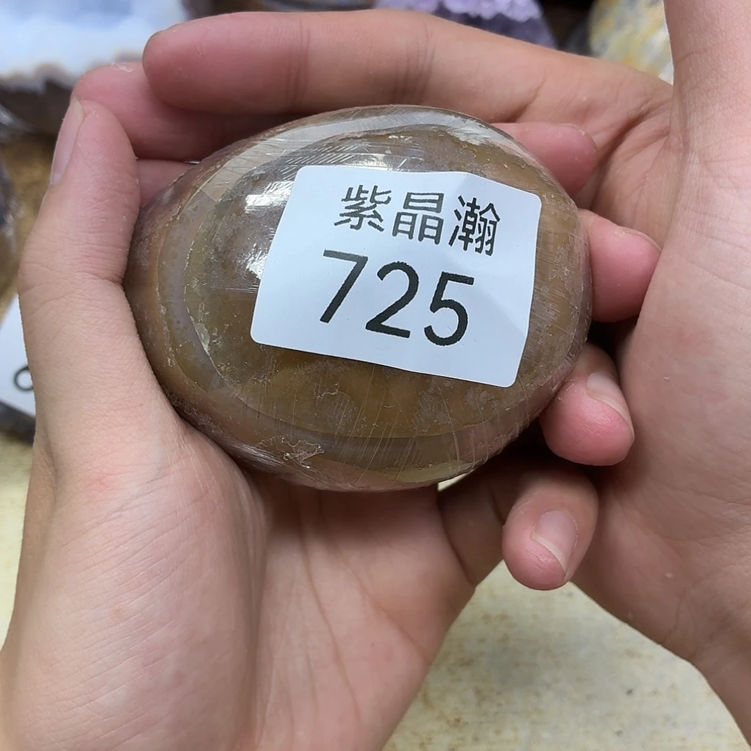 阿***林未镶嵌水晶大型摆件（非配饰）