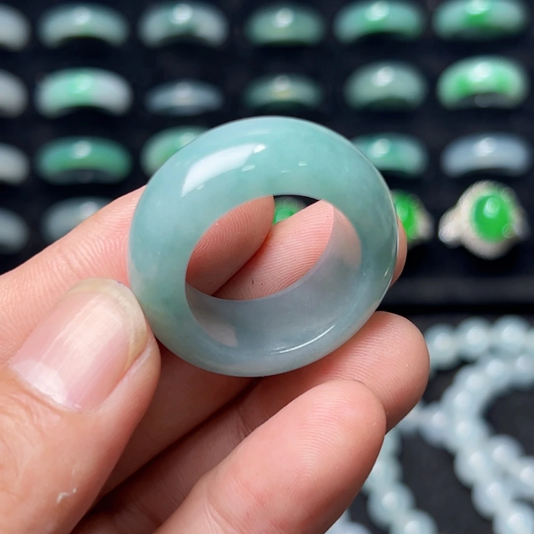 定制翡翠未镶嵌卡22内径