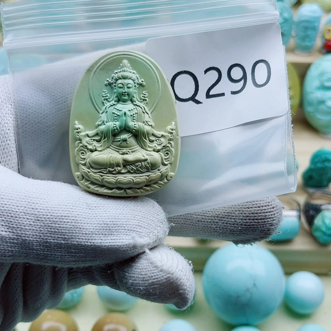 阿***礼绿松石未镶嵌珠宝奇石