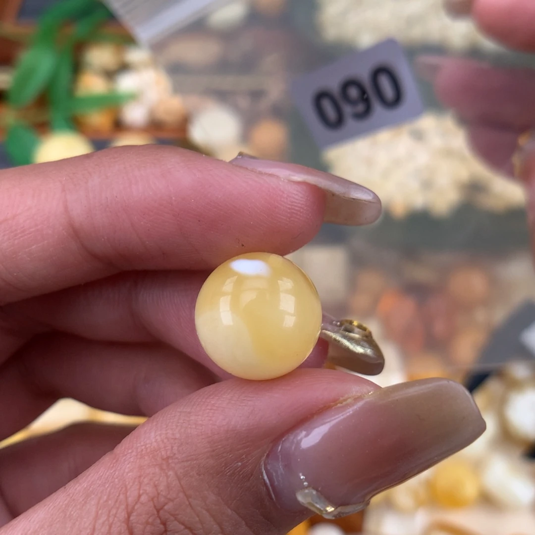 琥珀珠宝奇石未镶嵌12.8