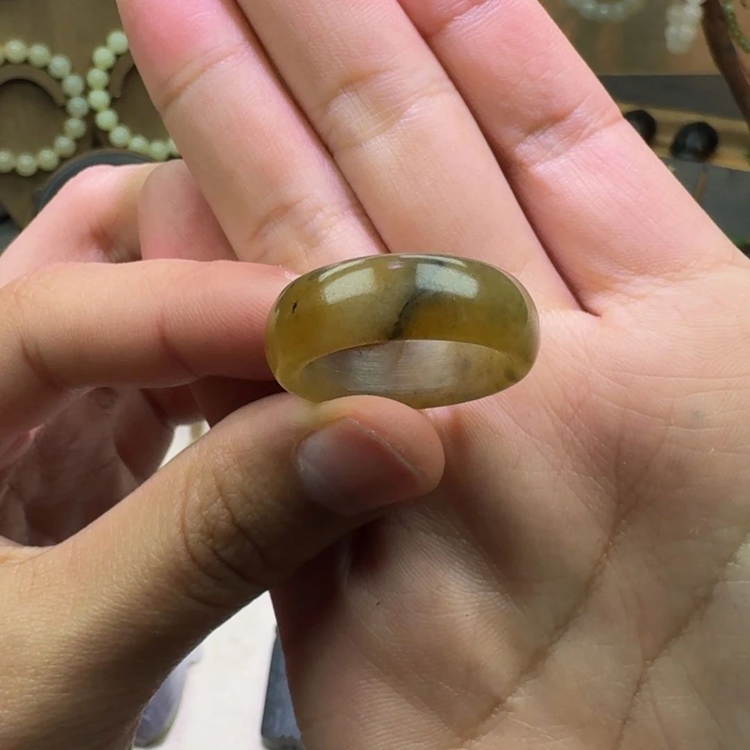 和田玉未镶嵌颈饰内径20.3