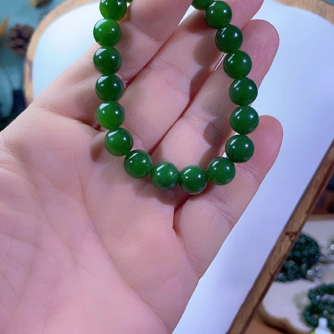 时***转和田玉（碧玉）未镶嵌颈饰10