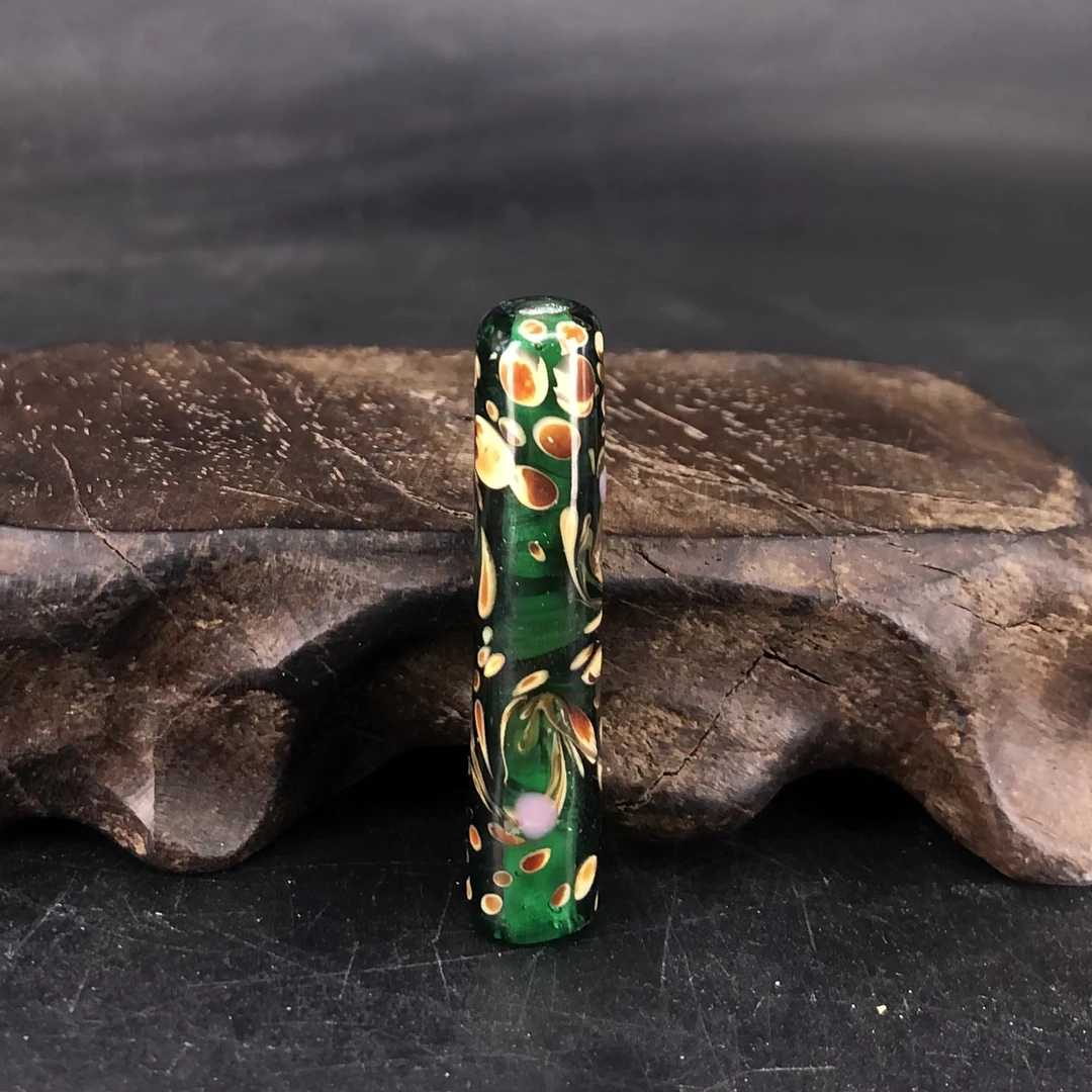 凤尾琉璃管珠 工艺精湛