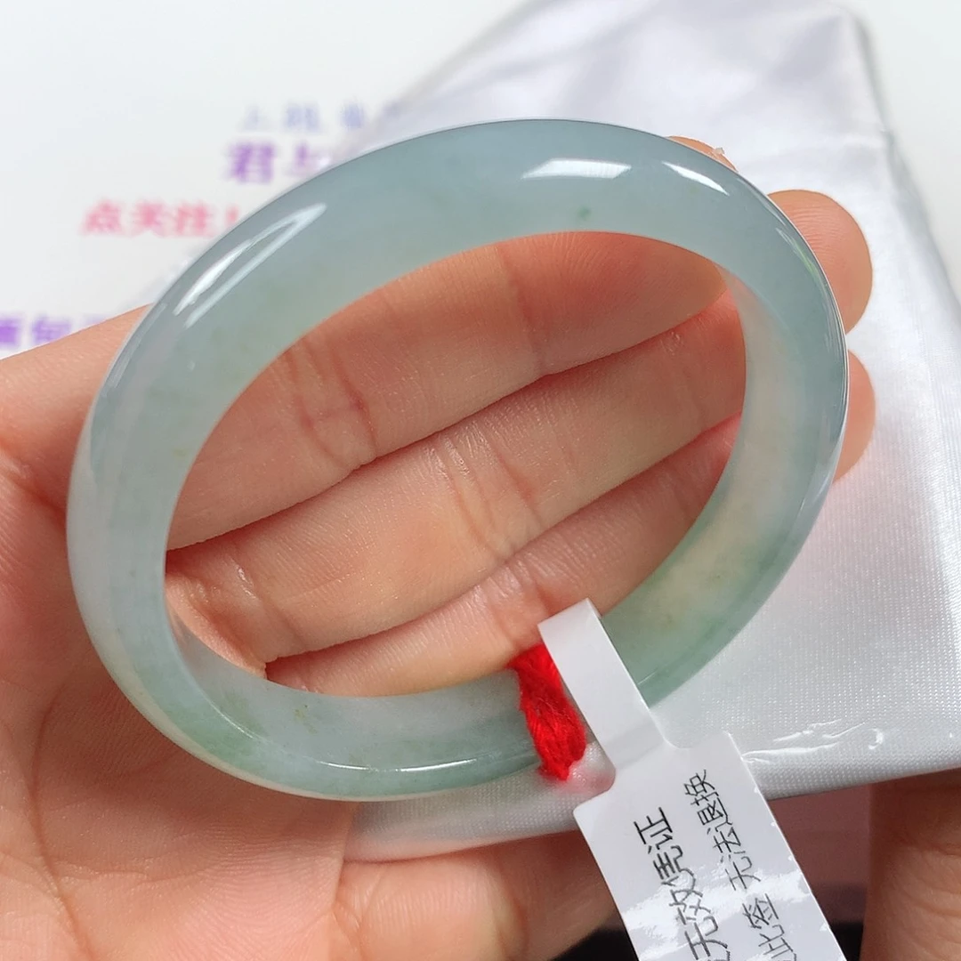翡翠手镯未镶嵌 贵妃⑧⑧