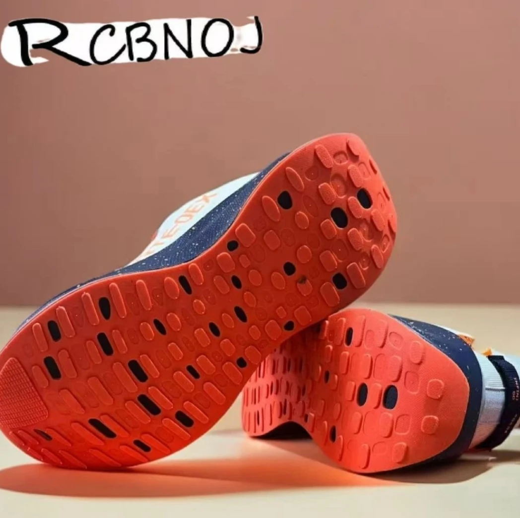 2025[运费险]L时尚潮流舒适耐磨轻奢运动鞋