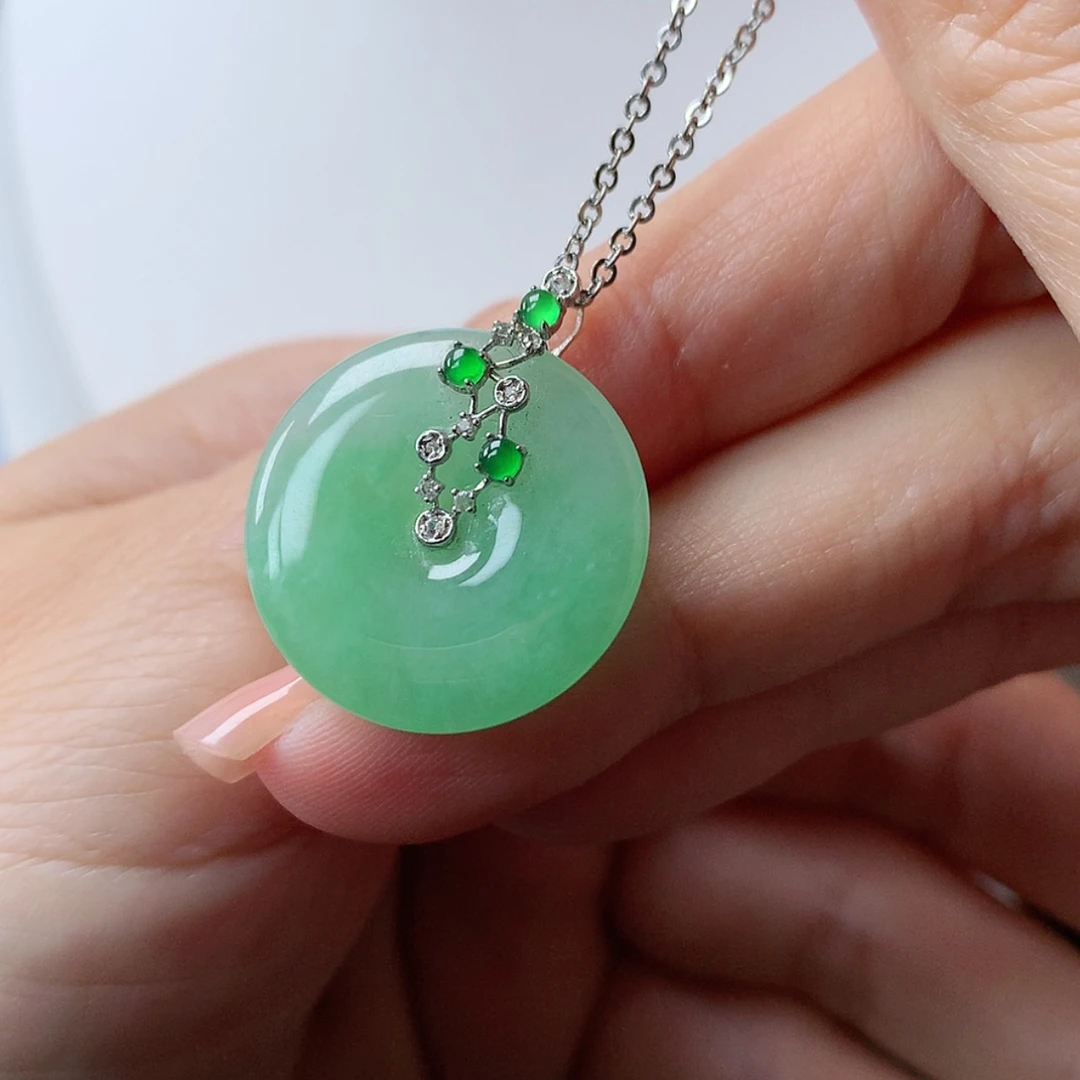 【闪购商品】翡翠18K金镶嵌吊坠(赠链)