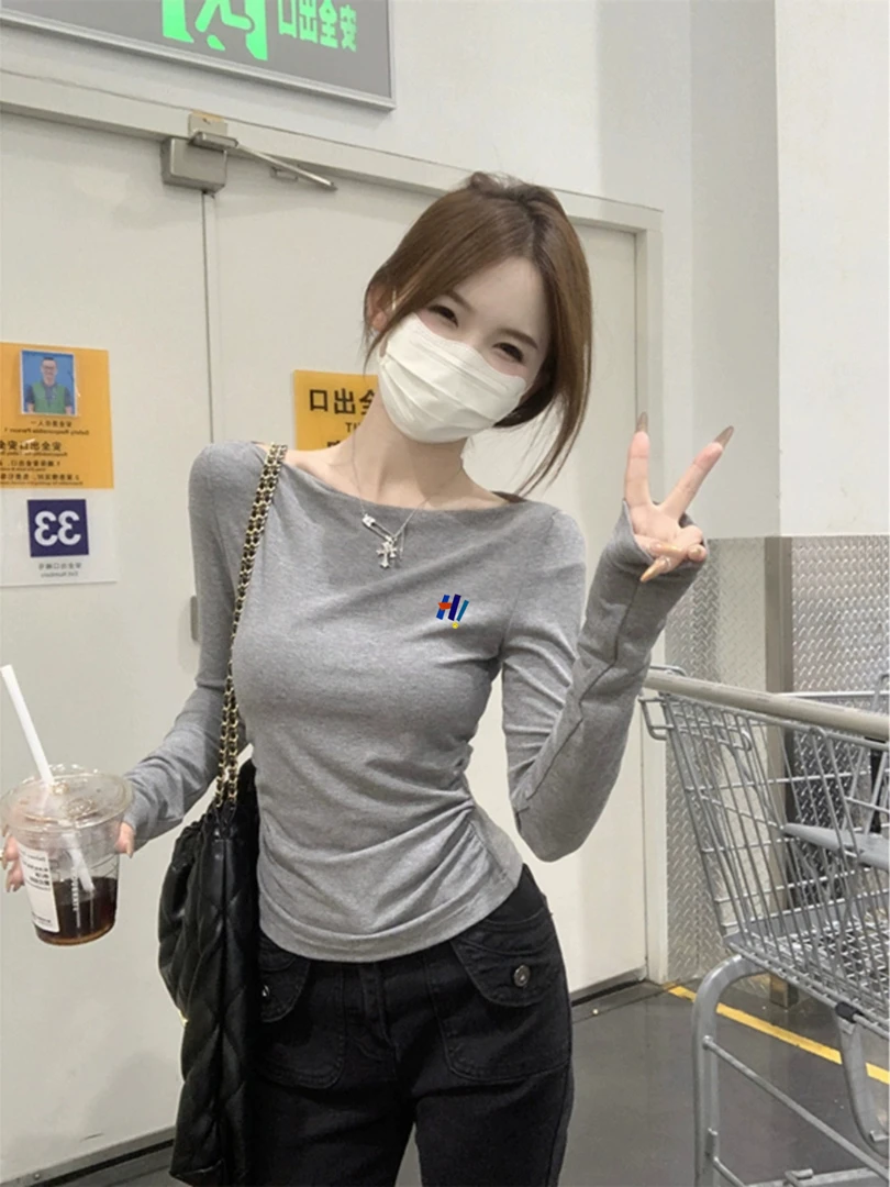 辣妹显瘦一字领长袖t恤女装秋季新款褶皱收腰修身短款高级感上衣