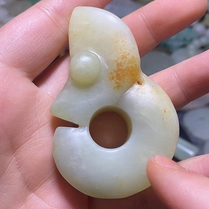 和田玉（糖玉）未镶嵌颈饰