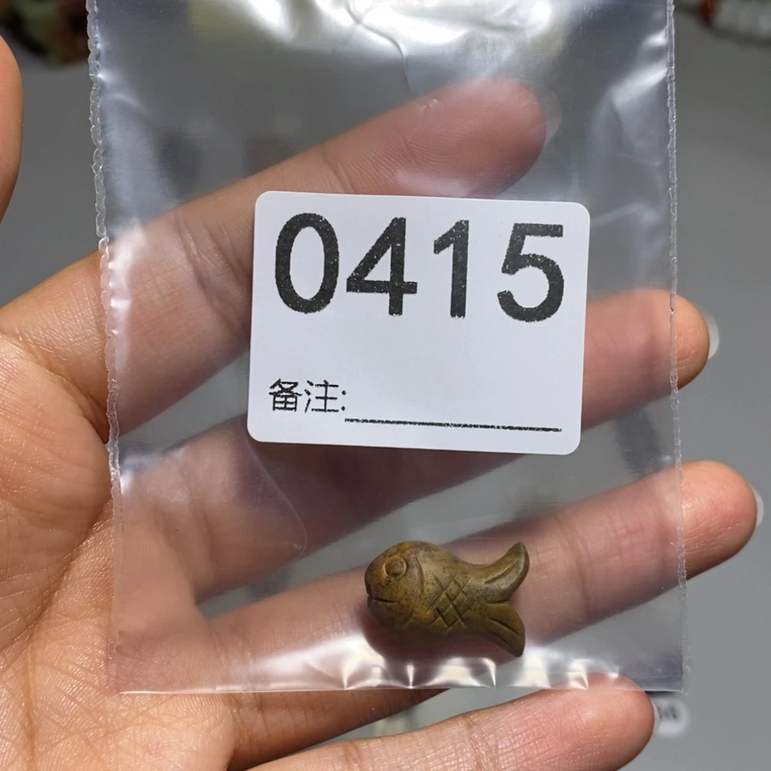 颈饰未镶嵌透闪石质玉囍****