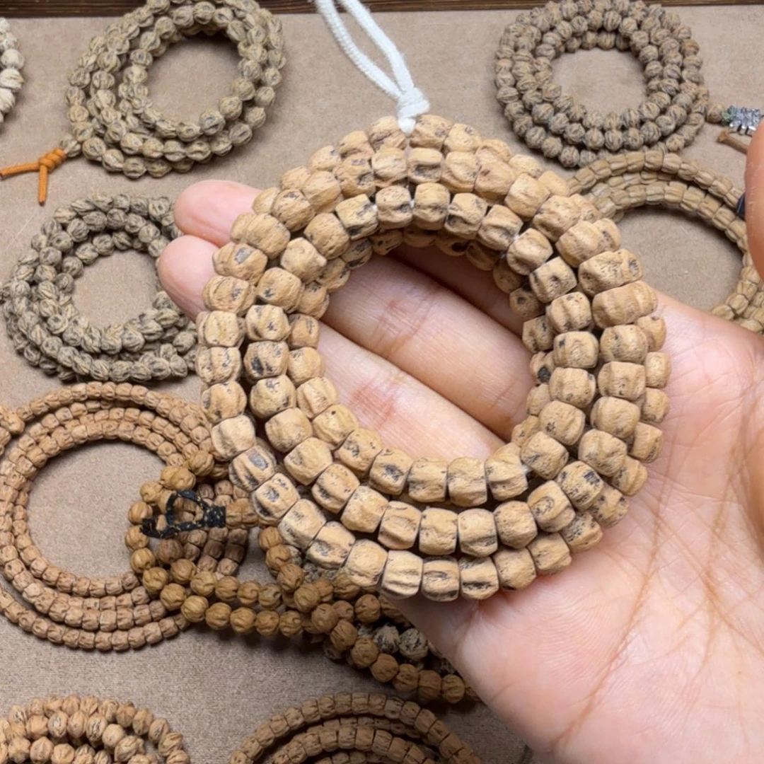 柏香籽/百香籽吊坠福利 多楞方块