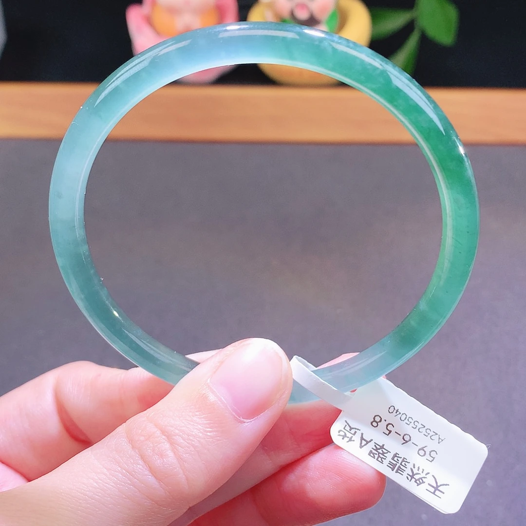 翡翠未镶嵌手镯天然翡翠