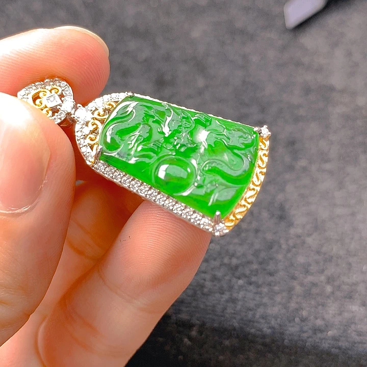 【闪购商品】翡翠未镶嵌颈饰翡翠