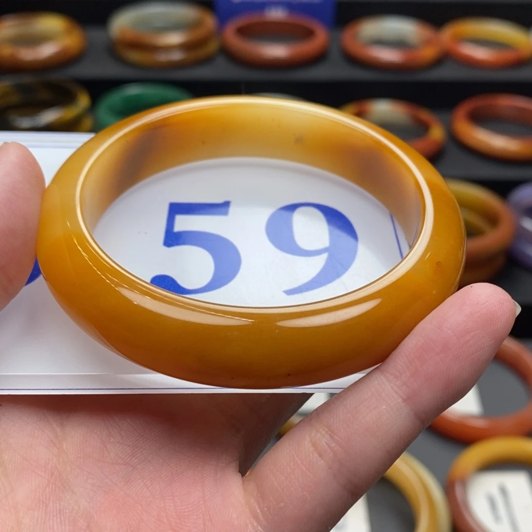 石英质玉（黄龙玉）手镯未镶嵌