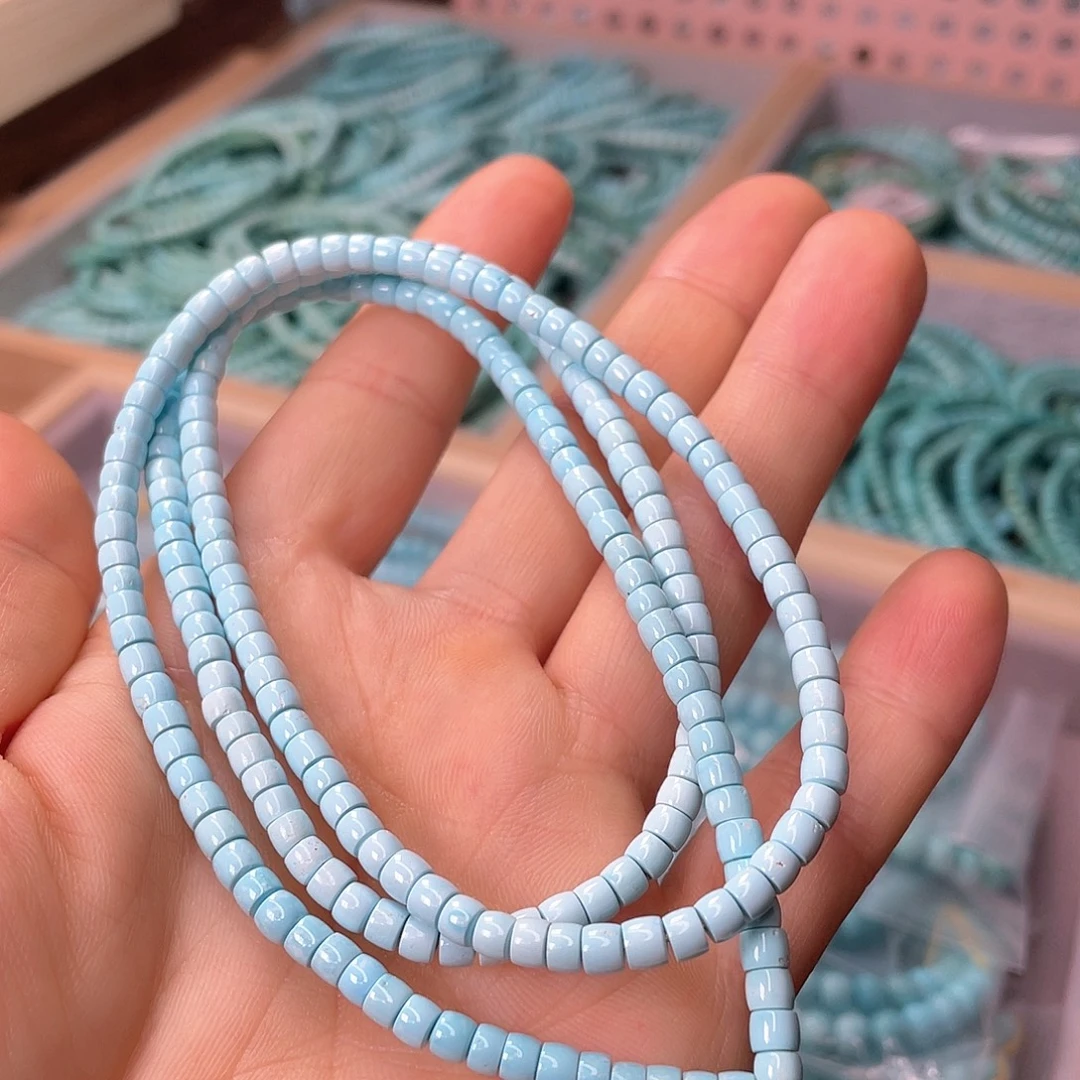 绿松石未镶嵌颈饰