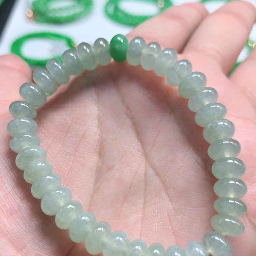 翡翠未镶嵌手链翡翠