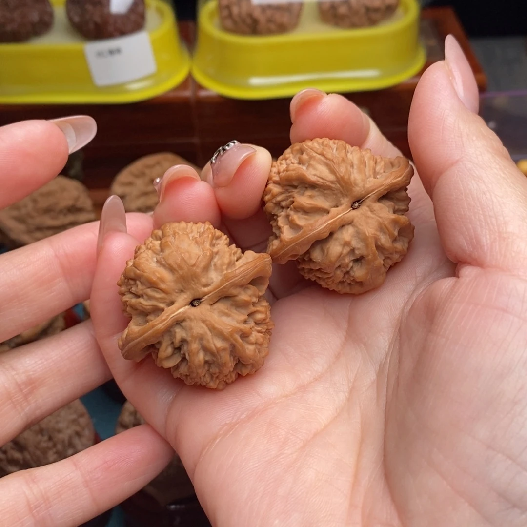 吊坠文玩核桃38蚂蚁沟全