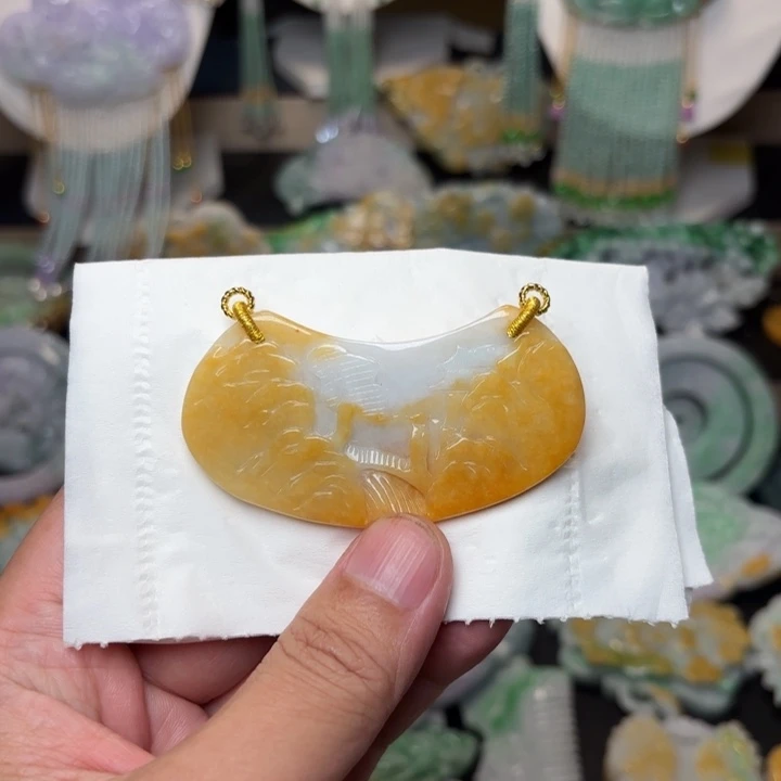 翡翠未镶嵌颈饰吊坠