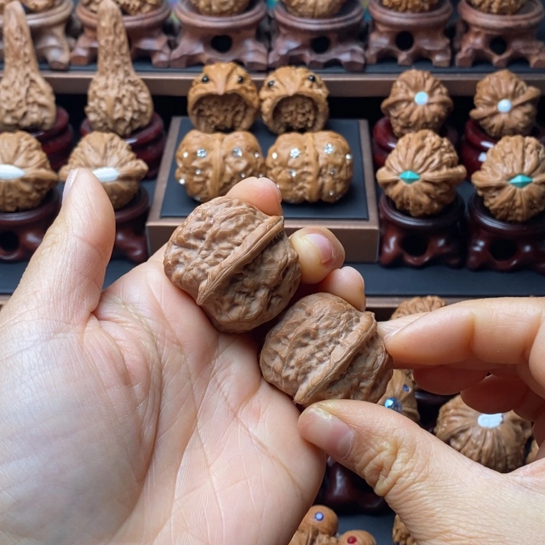 香***y文玩核桃吊坠血菩提